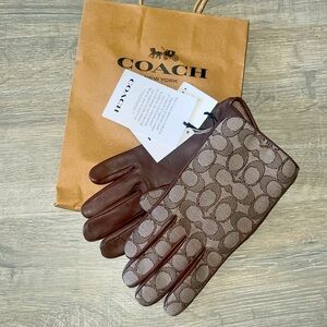 NWT coach gloves